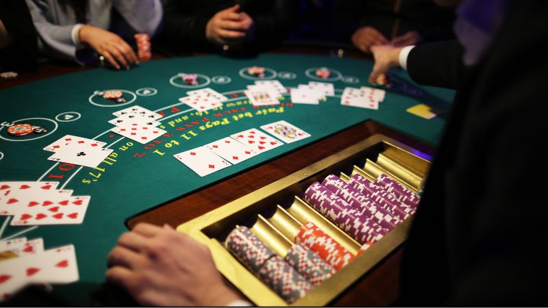 Giải Đấu Poker Online Là Gì