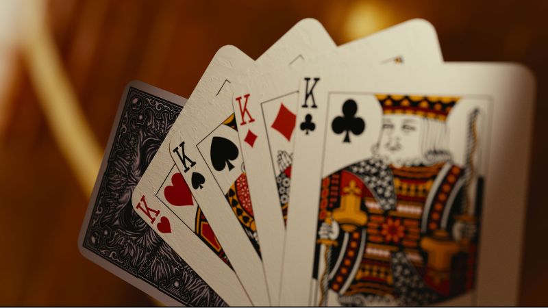 Game Bài Ăn Tiền Là Gì
